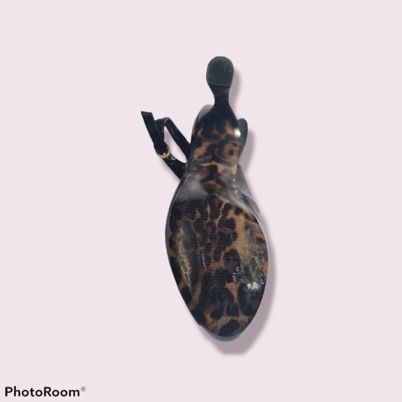 GUESS Pumps - Picture 3 of 6